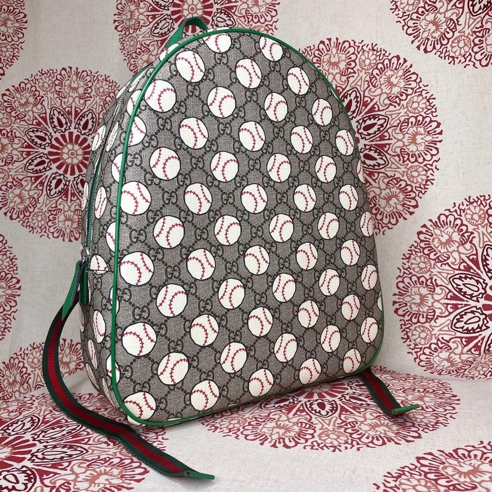 GUCCI 433578 Beige Baseball GG Supreme Backpack - Picture 4 of 11